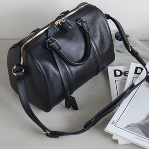 Sofia Boston Black Leather Shoulder Handbag